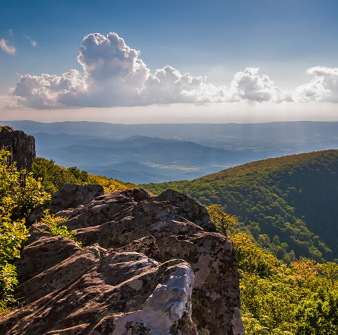 Mountain view of Shenandoah Valley.